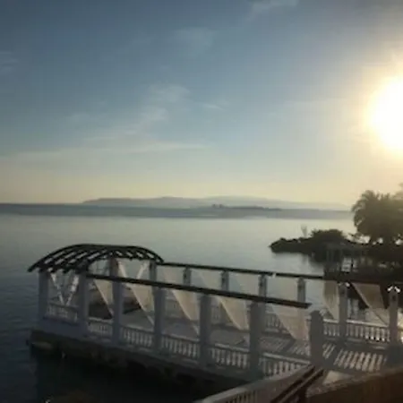 Waters Edge Guest House-3